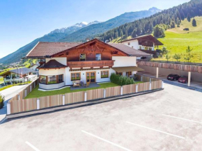 Group Apartment in Stubaital with Ski Storage